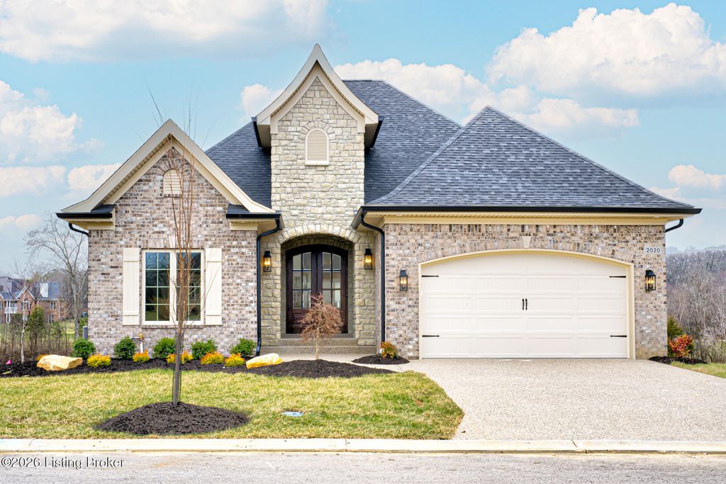 Photo of 2020 Lakeview Villas Pl, Louisville, KY 40245 (MLS # 1706704)