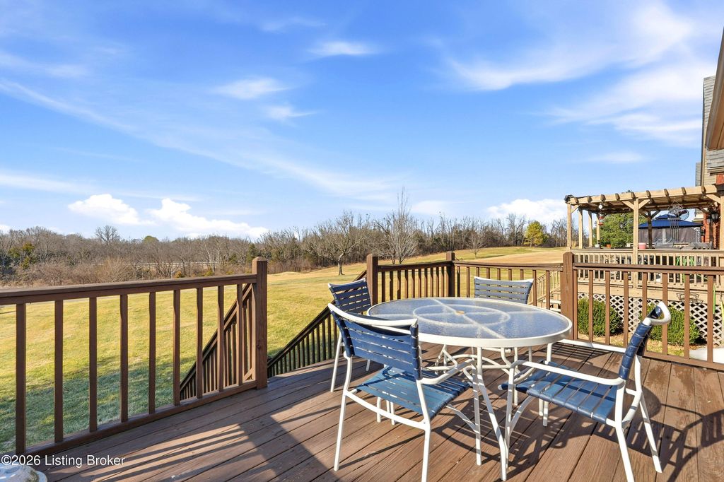 Photo of 102 Ashton Ct, Bardstown, KY 40004 (MLS # 1709267)