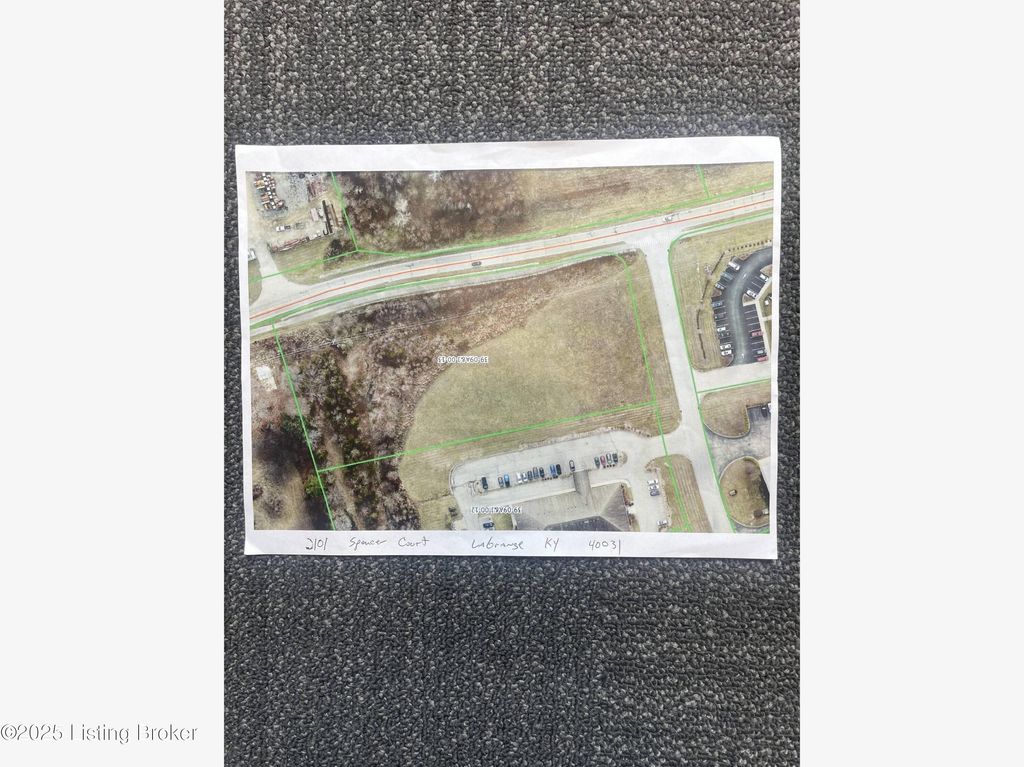 Photo of 2101 Spencer Ct, La Grange, KY 40031 (MLS # 1685812)