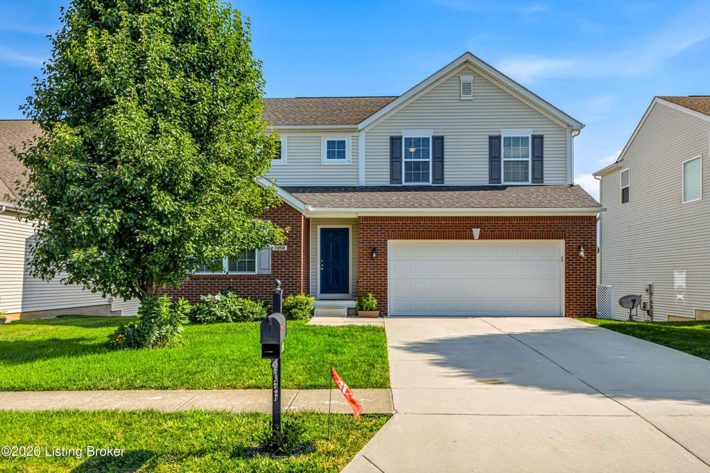 Photo of 7050 Beamtree Dr, Shelbyville, KY 40065 (MLS # 1720908)