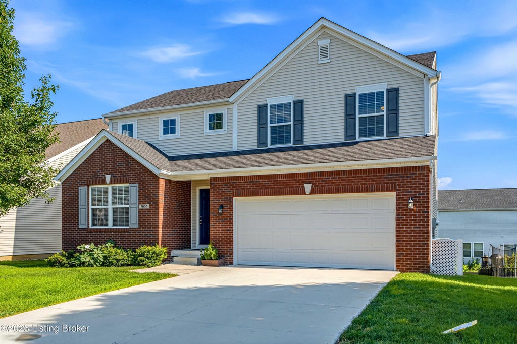 Photo of 7050 Beamtree Dr, Shelbyville, KY 40065 (MLS # 1720908)