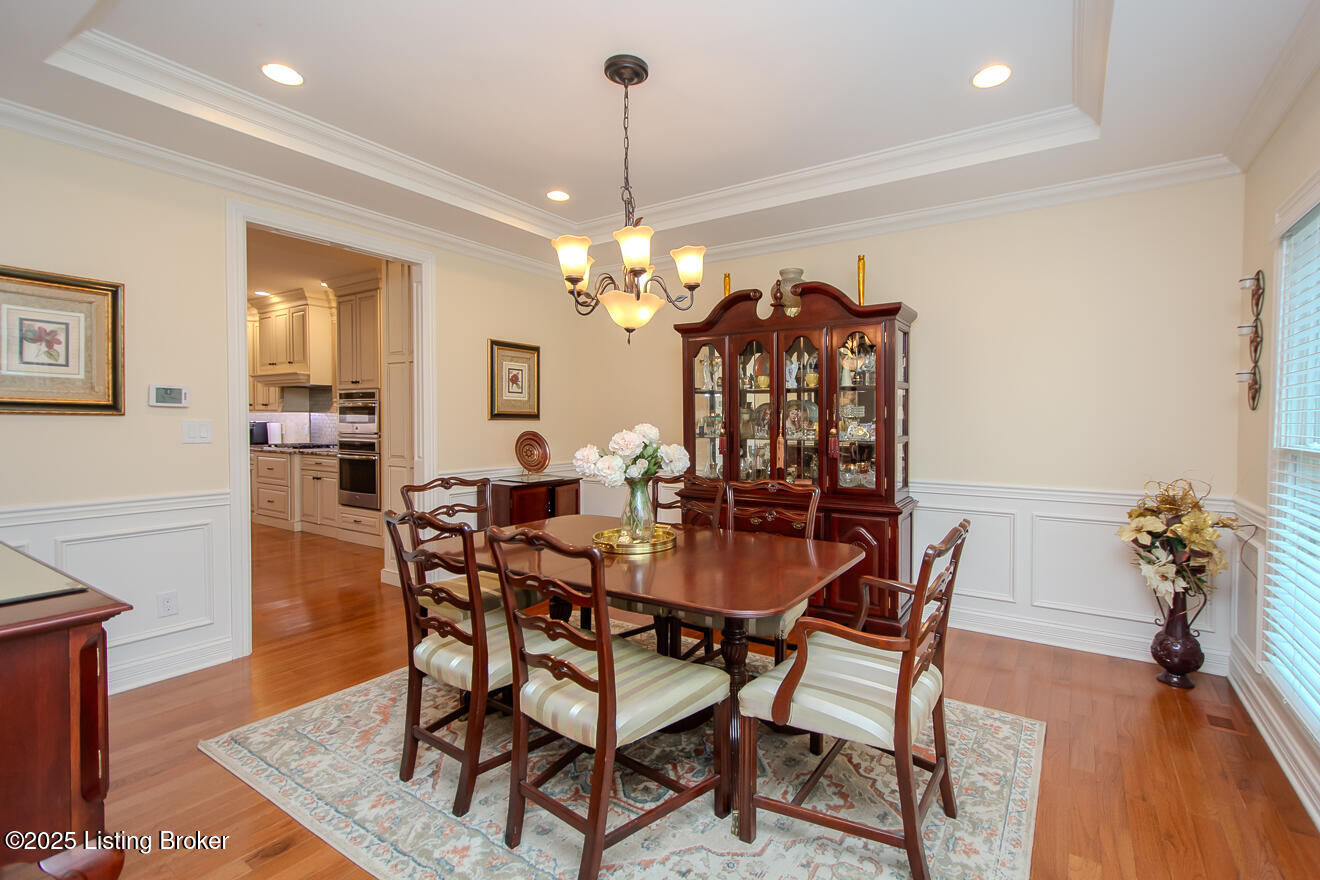 9200 Axminster Dr, Louisville, Kentucky image 16