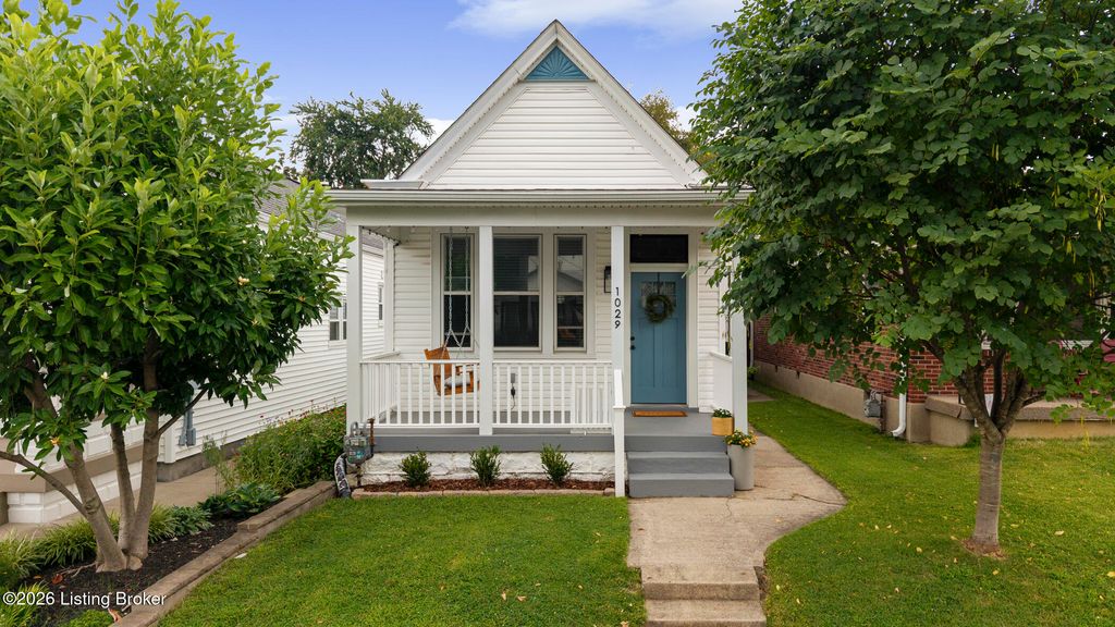 Photo of 1029 Mulberry St, Louisville, KY 40217 (MLS # 1722906)