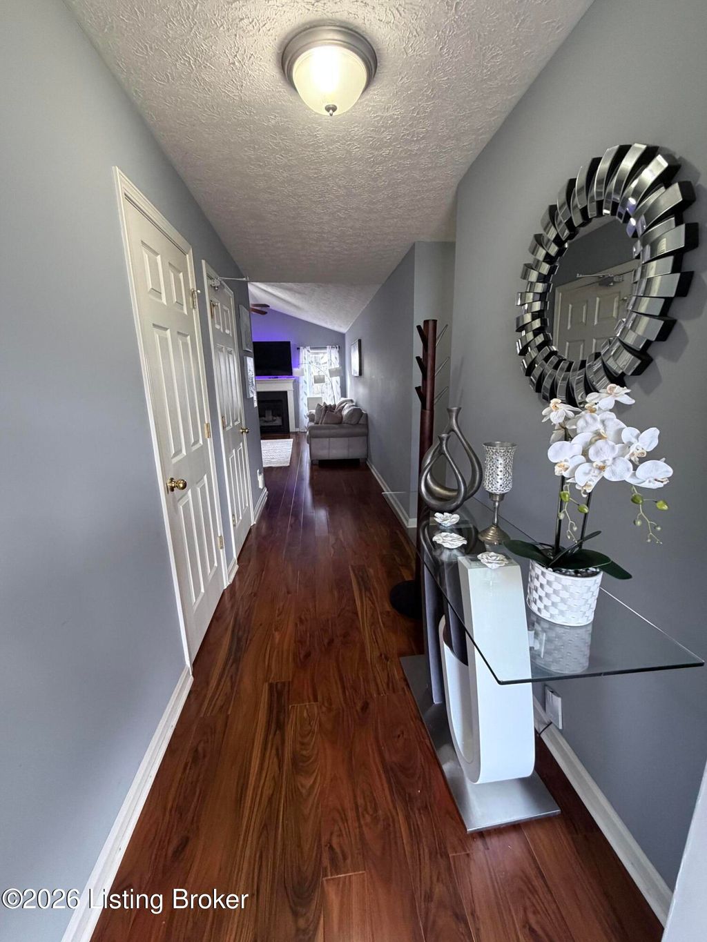 Photo of 6410 Labor Ln, Louisville, KY 40291 (MLS # 1709497)