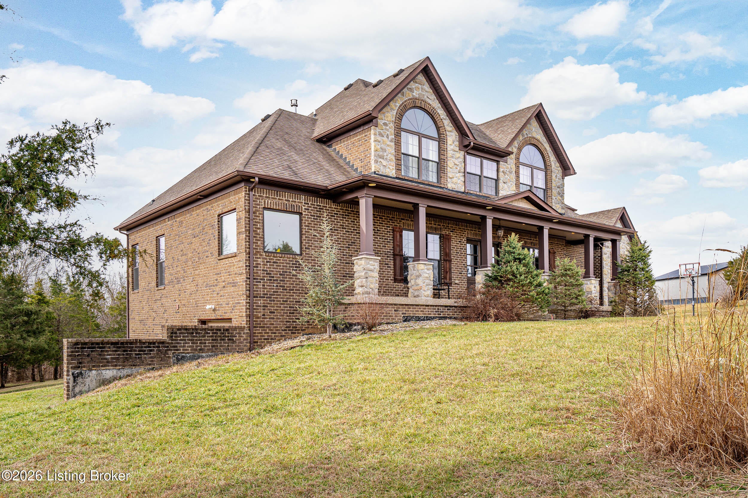 288 Clayleen Way
