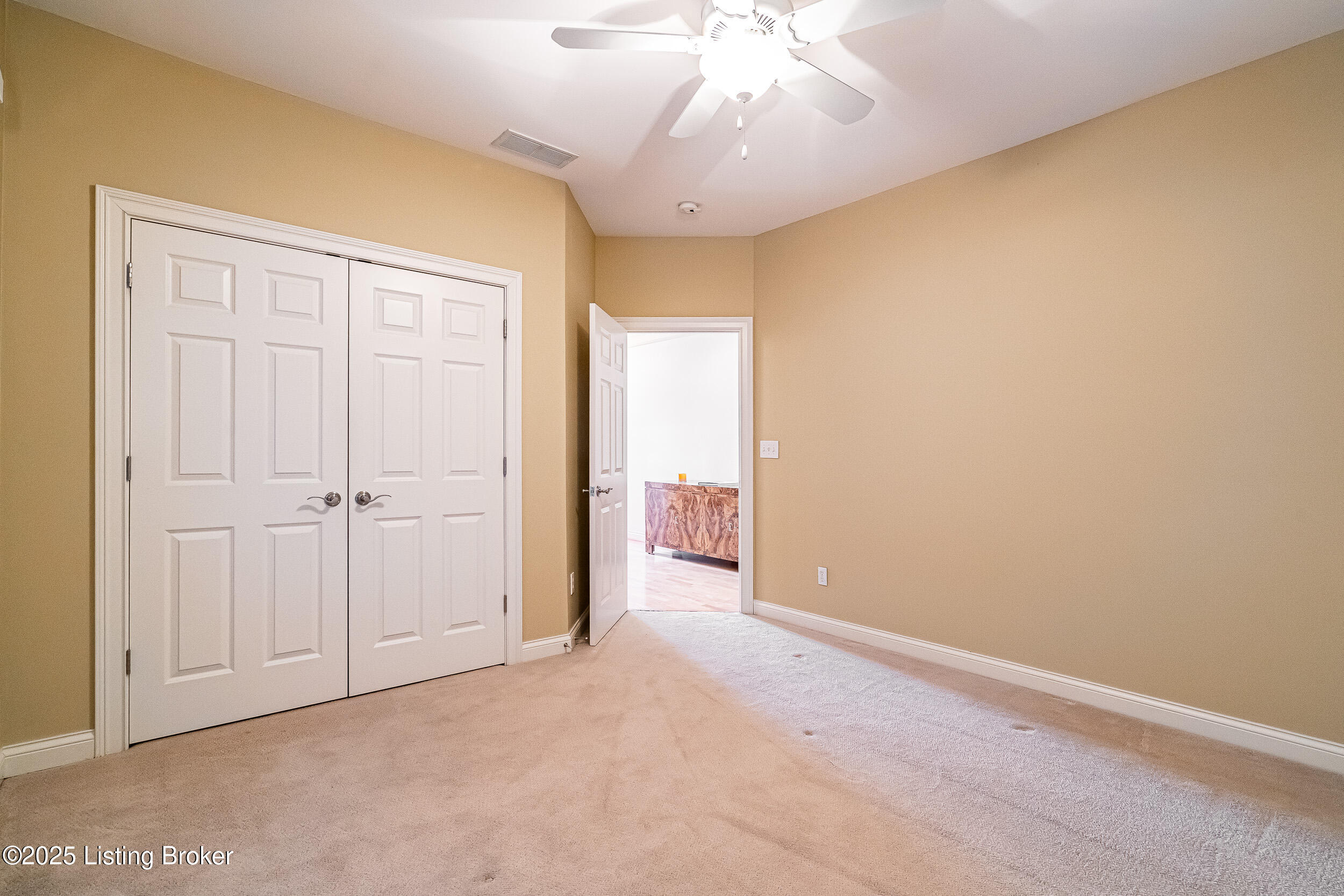 2427 Tradition Cir, Louisville, Kentucky image 31