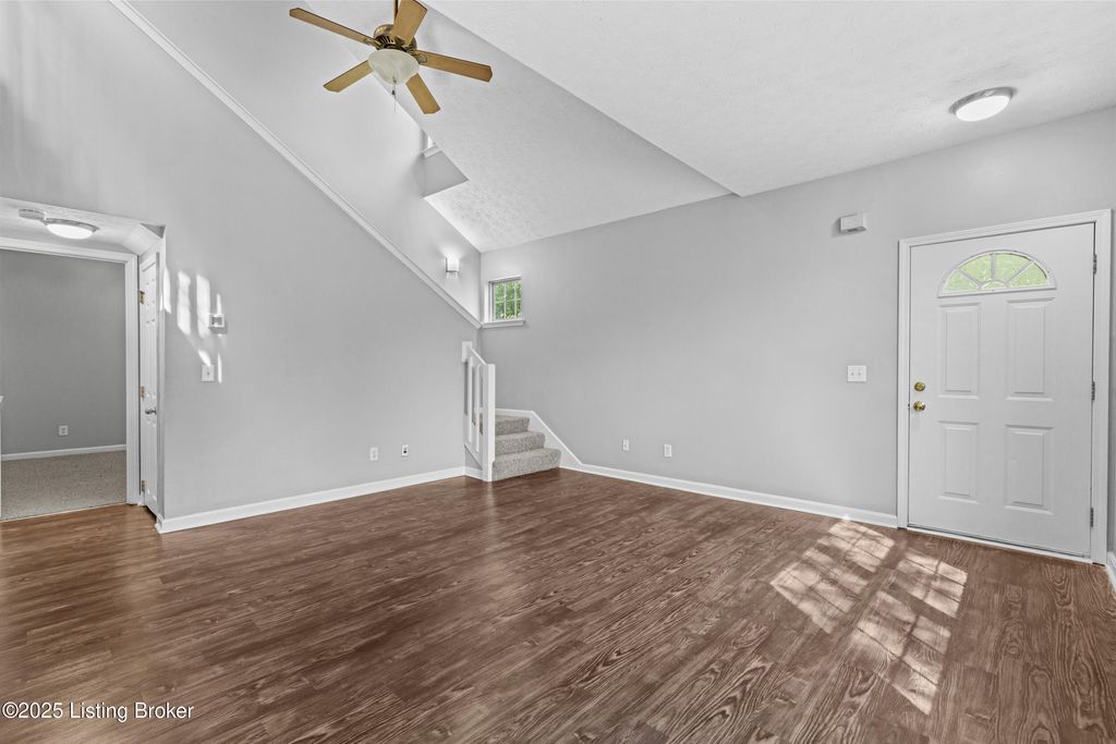 Photo of 13331 Prospect Glen Way, Prospect, KY 40059 (MLS # 1698633)