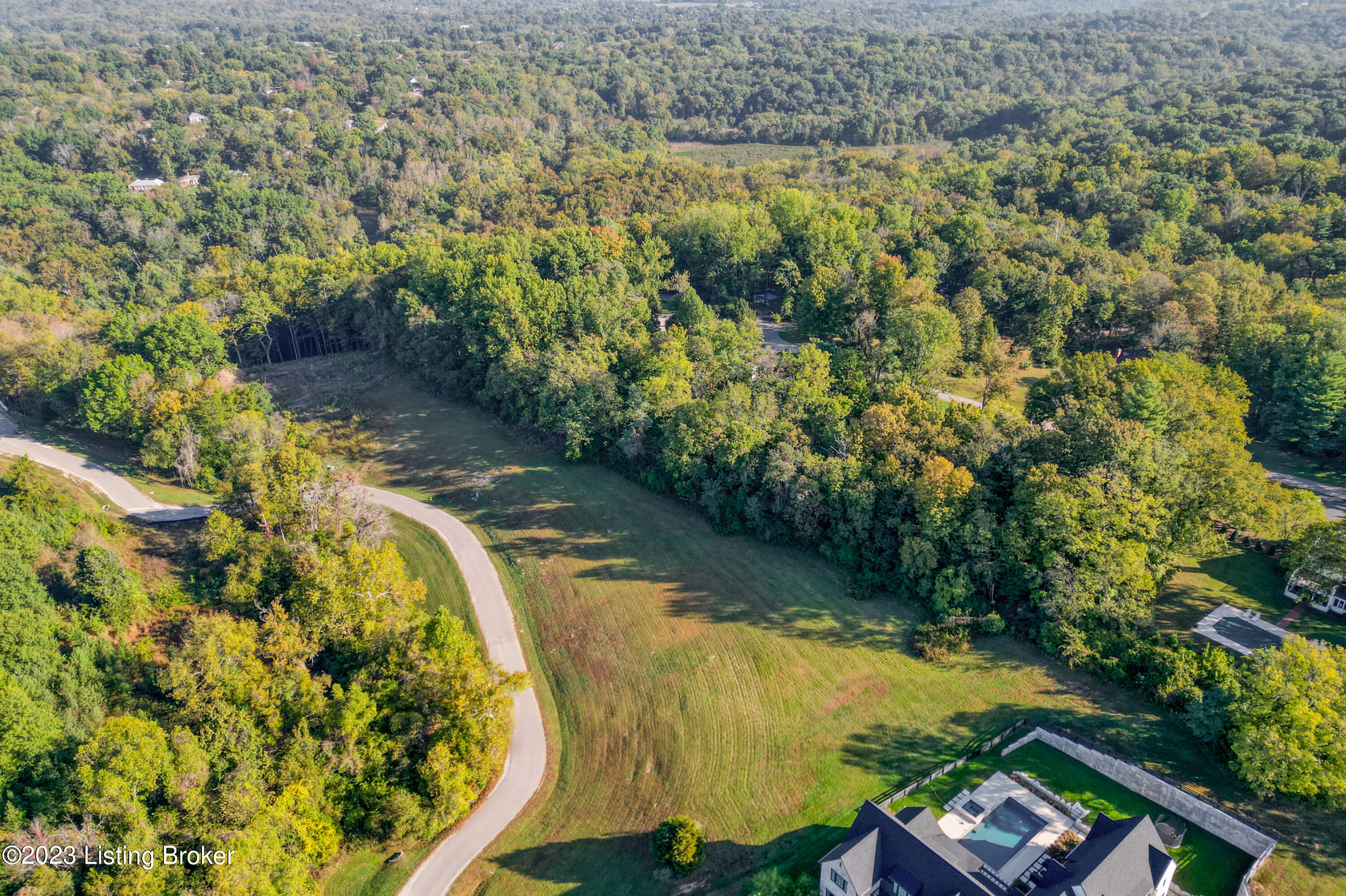 5701 Fincastle Farm Trace, Prospect, Kentucky image 3