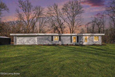 Photo of 2121 Top Hill Rd, Louisville, KY 40118 (MLS # 1708716)