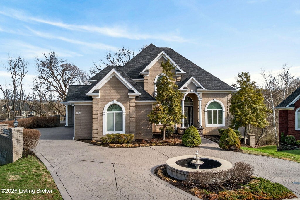 Photo of 502 Weatherford Pl, Louisville, KY 40245 (MLS # 1729008)