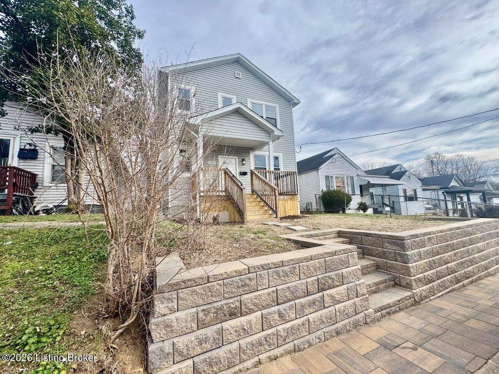 Photo of 1009 Euclid Ave, Louisville, KY 40208 (MLS # 1707112)