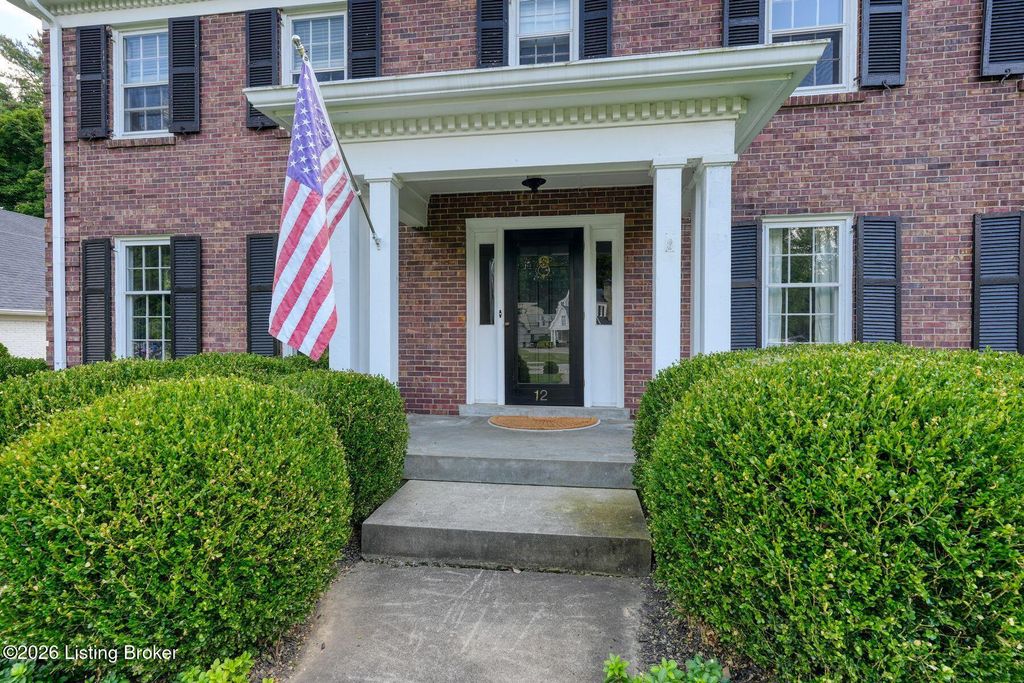 Photo of 12 Westwind Rd, Louisville, KY 40207 (MLS # 1715099)