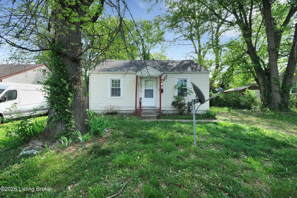 Photo of 1927 S 28th St, Louisville, KY 40210 (MLS # 1715002)