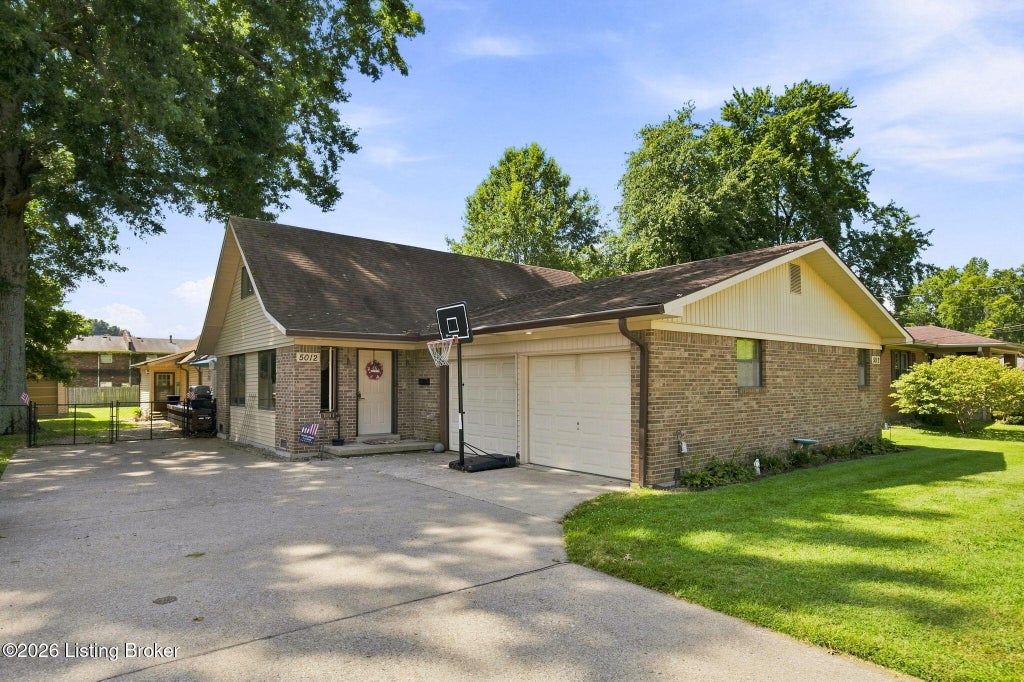 Photo of 5012 W Pages Ln, Louisville, KY 40258 (MLS # 1728246)