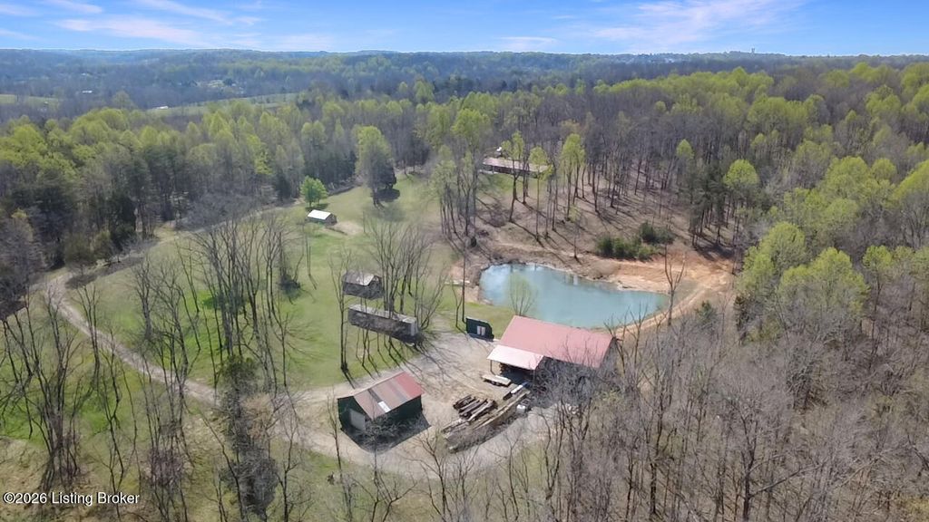 Photo of 850 Cedar Hill Dr, Elizabethtown, KY 42701 (MLS # 1713354)