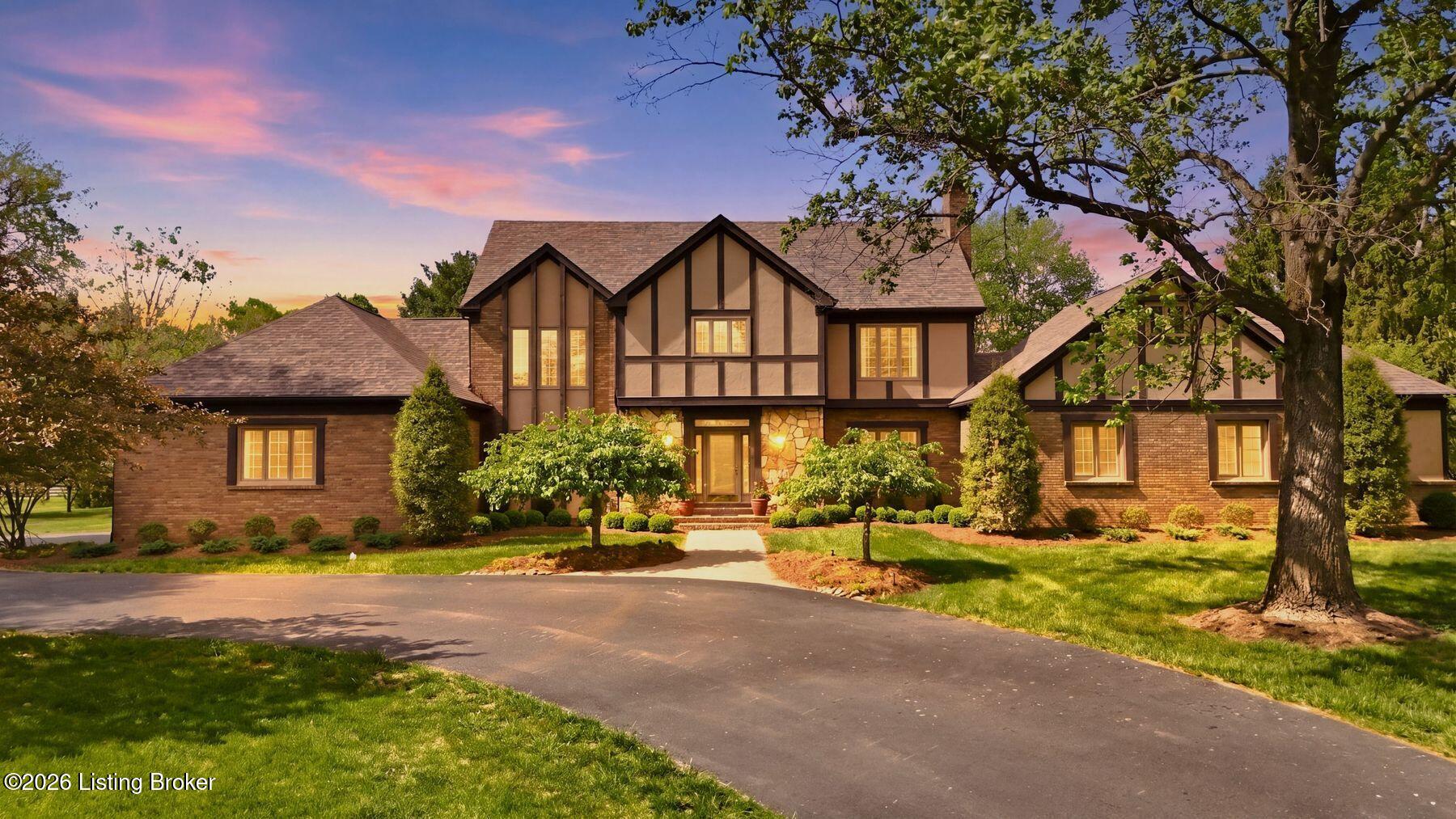 12409 Lucas Ln