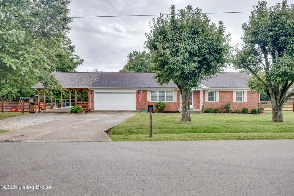 Photo of 104 Olde Towne Dr, Bardstown, KY 40004 (MLS # 1728767)
