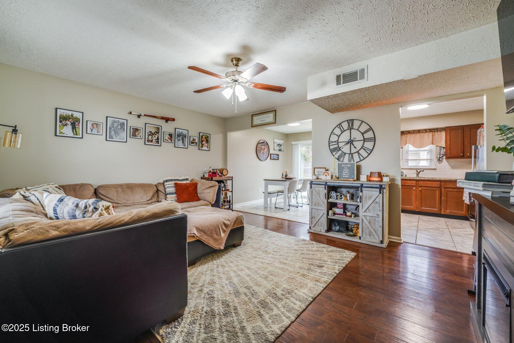 330 Elaine Way, Mt Washington, Pennsylvania image 5