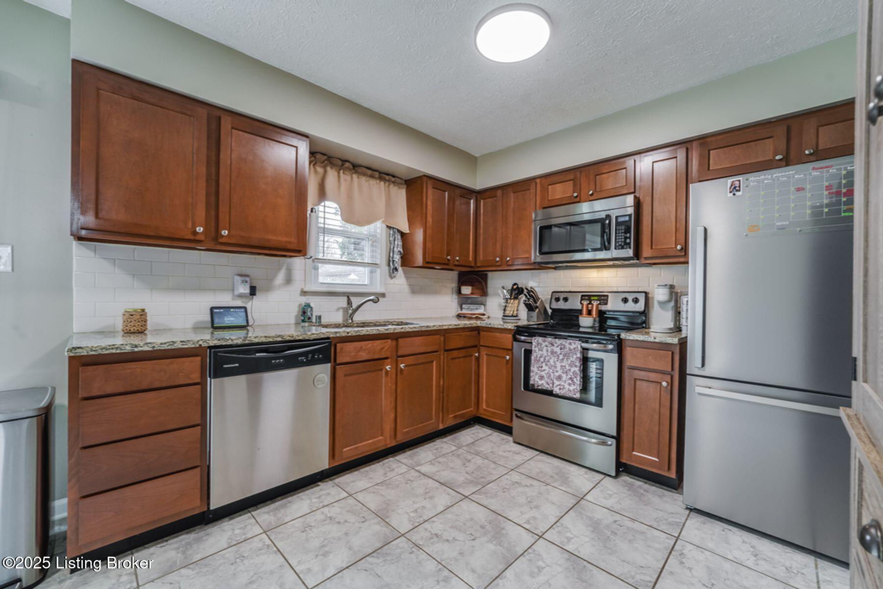330 Elaine Way, Mt Washington, Pennsylvania image 12