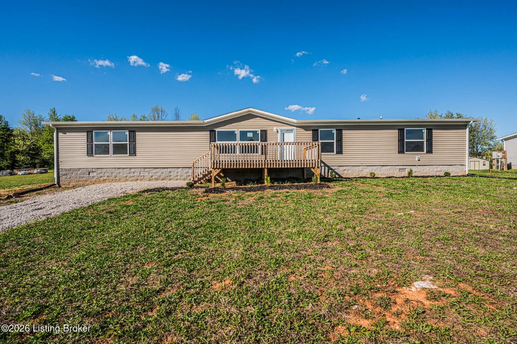 Photo of 43 Chestnut St, Smiths Grove, KY 42171 (MLS # 1713685)