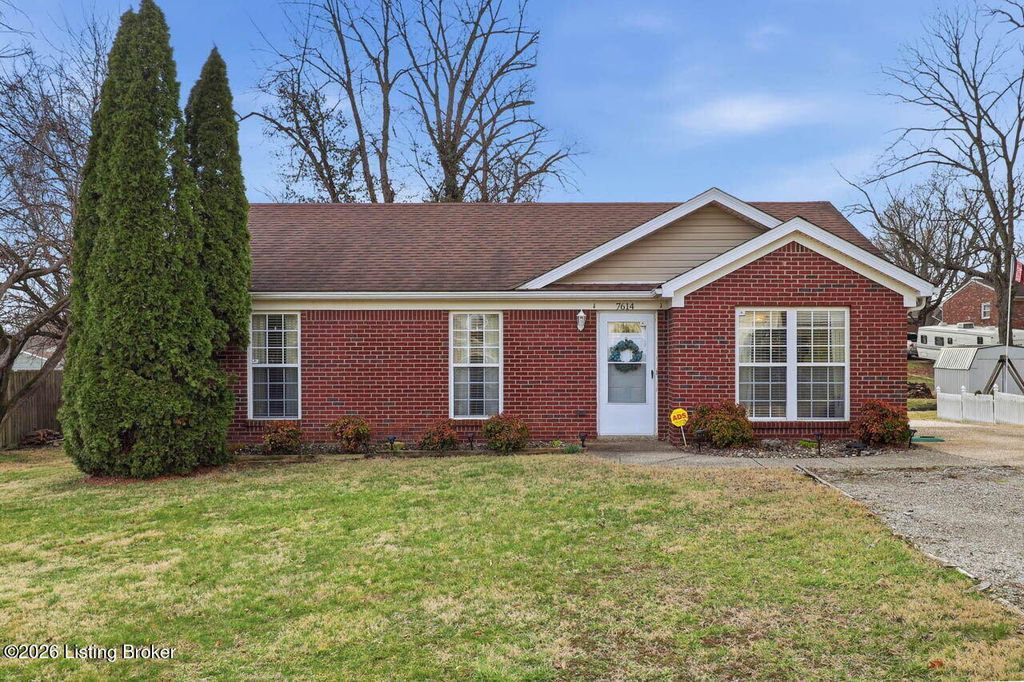 Photo of 7614 Blue Boy Pl, Louisville, KY 40291 (MLS # 1710543)