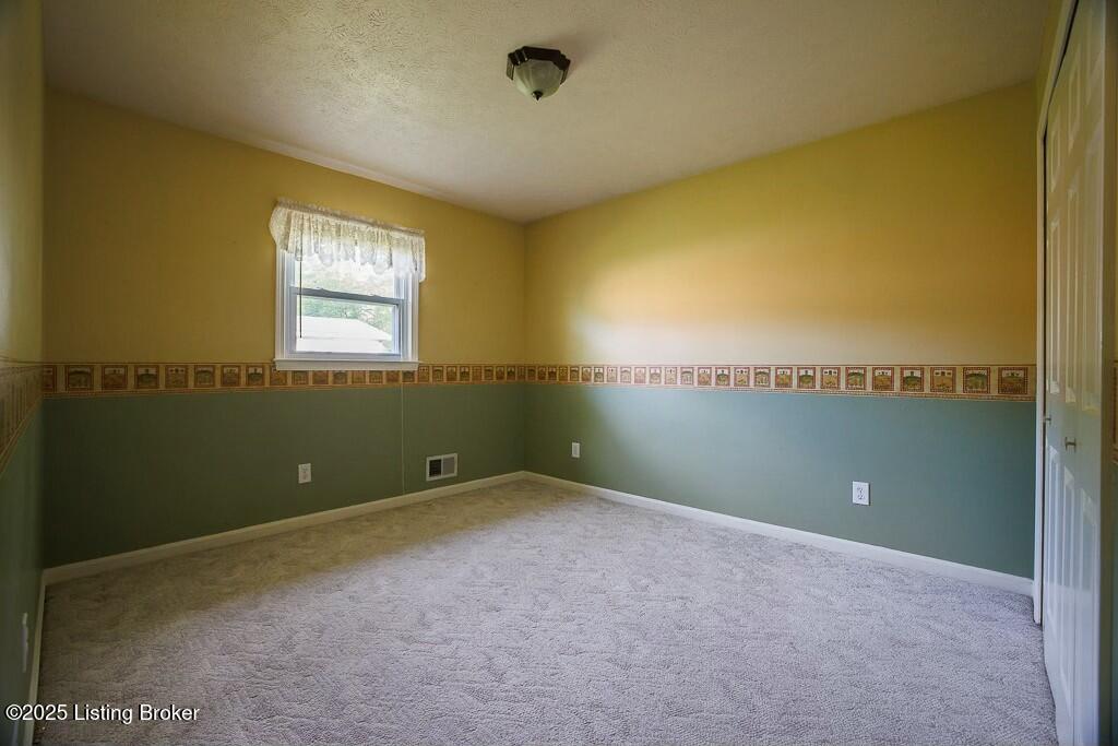 2709 Stephan Rd, Louisville, Pennsylvania image 36