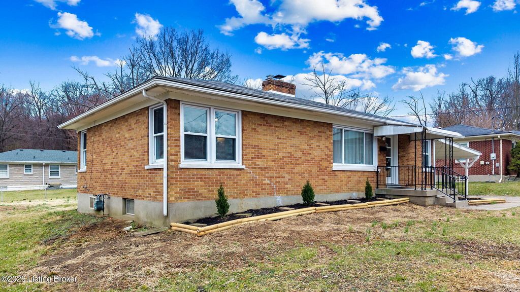 Photo of 6701 Morocco Dr, Louisville, KY 40214 (MLS # 1709664)