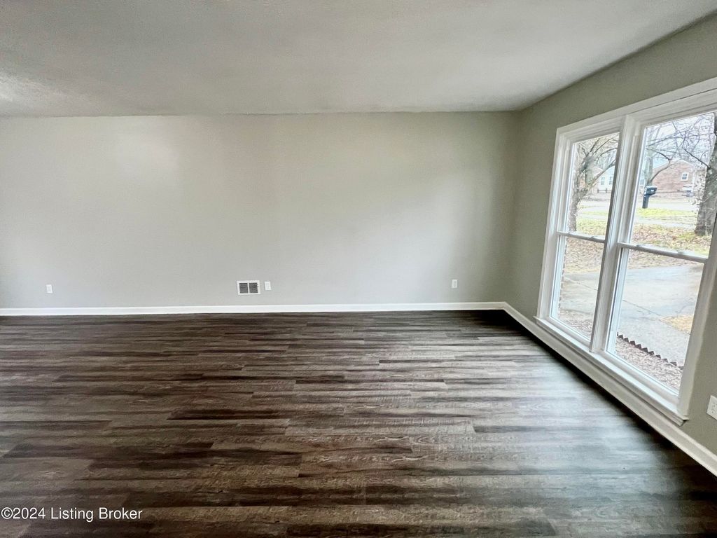 Photo of 11409 Deham Dr, Louisville, KY 40241 (MLS # 1713901)