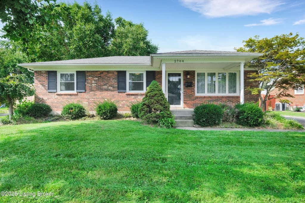 Photo of 2704 Alps Rd, Louisville, KY 40216 (MLS # 1724729)
