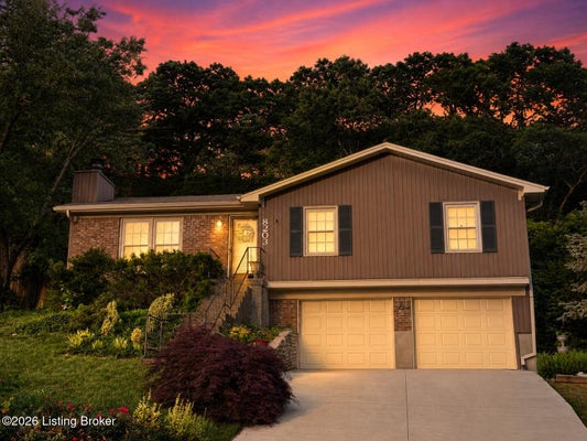 8203 FLICKER PL, LOUISVILLE, KY 40214 - Image 766e5ea85480d8cebf193e79ee4e597f/1596045161