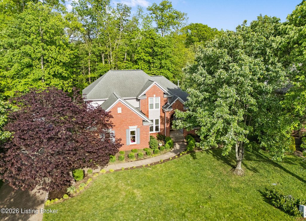 Photo of 531 Wood Lake Dr, La Grange, KY 40031 (MLS # 1715968)