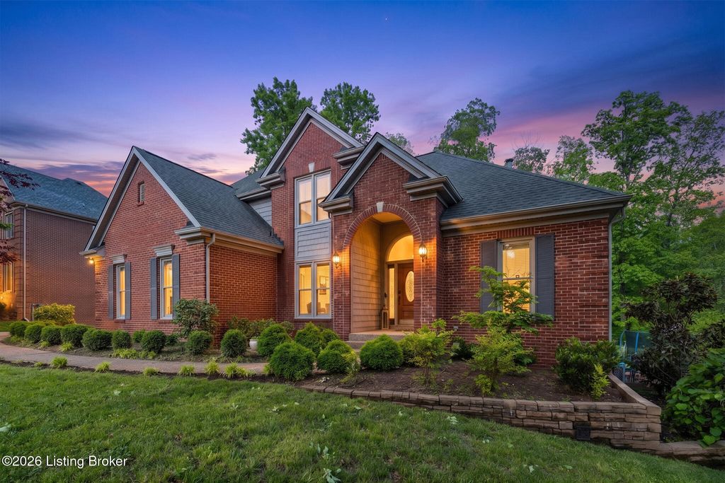 Photo of 531 Wood Lake Dr, La Grange, KY 40031 (MLS # 1715968)