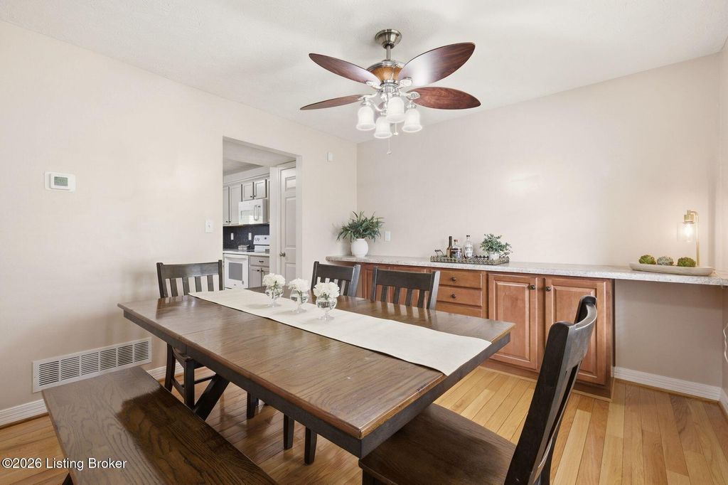 Photo of 11903 Stable Springs Dr, Louisville, KY 40299 (MLS # 1714544)