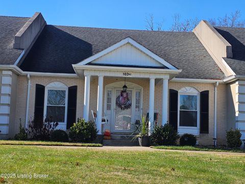Photo of 102 Regency Ct #B-2, Campbellsville, KY 42718 (MLS # 1704334)