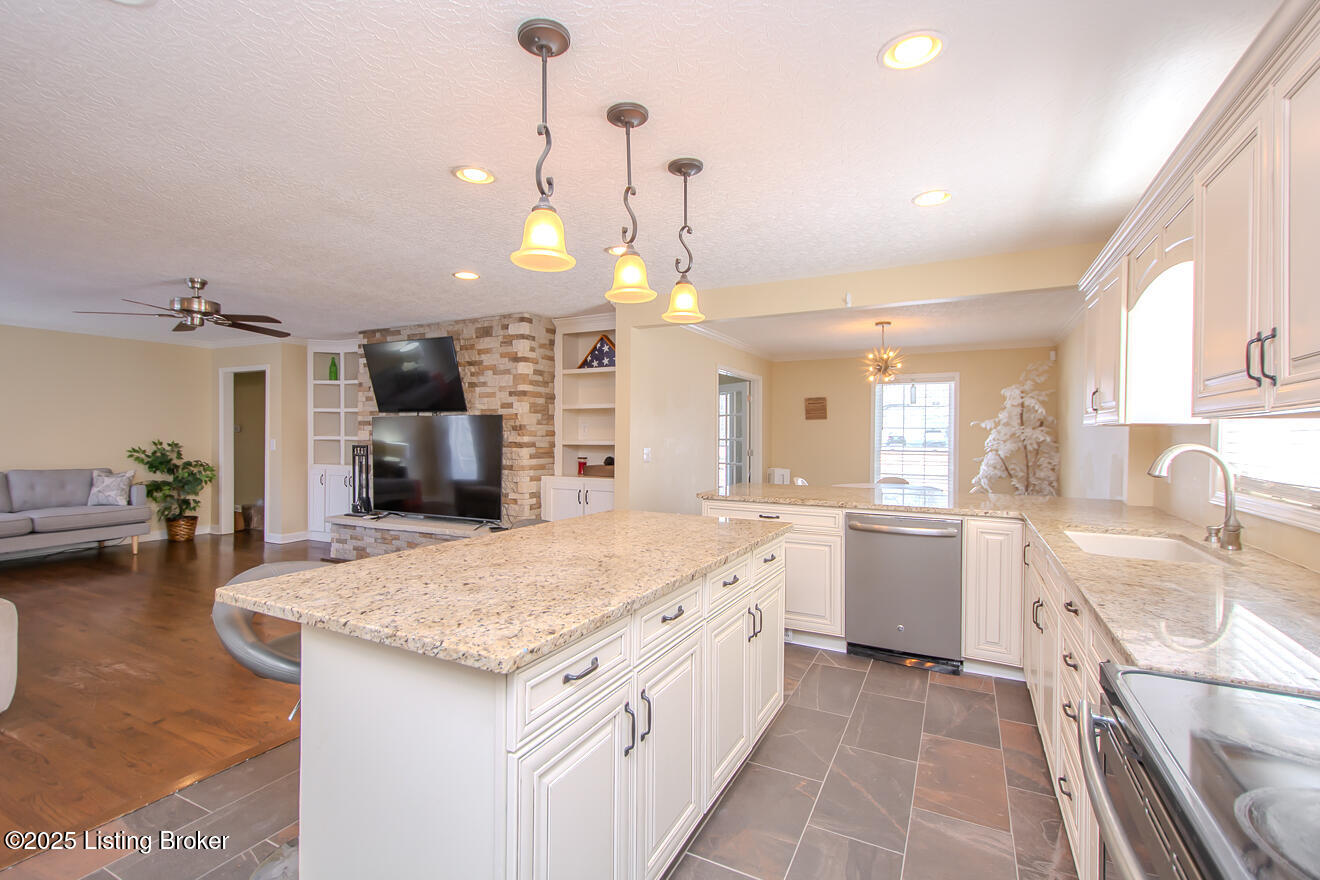 6814 Clore Ln, Crestwood, Kentucky image 11