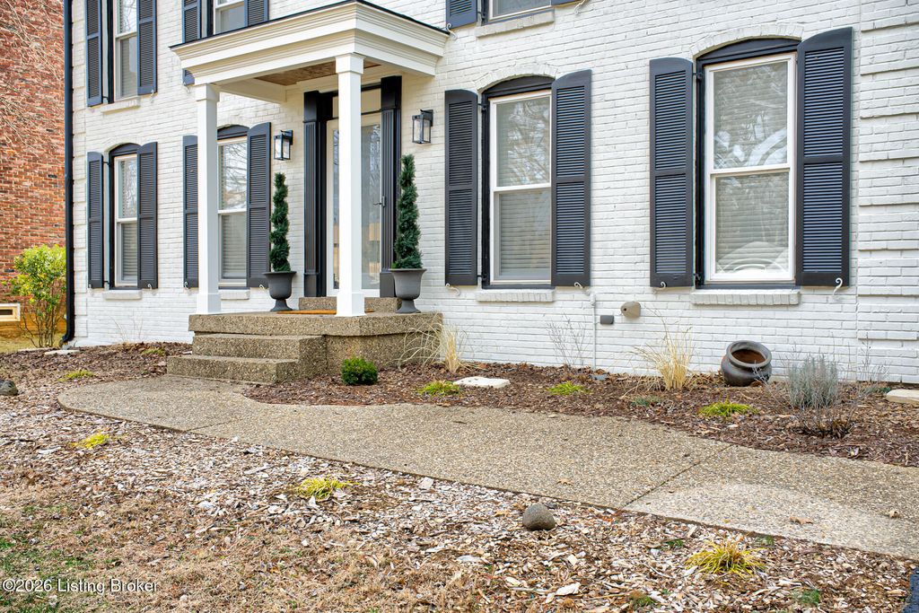 Photo of 7616 Old Salem Rd, Louisville, KY 40242 (MLS # 1707845)