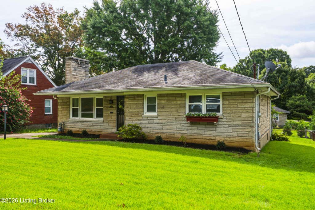 Photo of 1614 Ehrler Dr, Louisville, KY 40213 (MLS # 1726596)