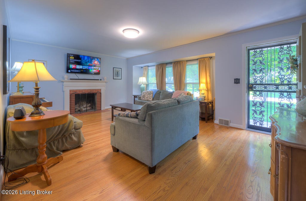 Photo of 4301 Mt Vernon Rd, Louisville, KY 40220 (MLS # 1721083)