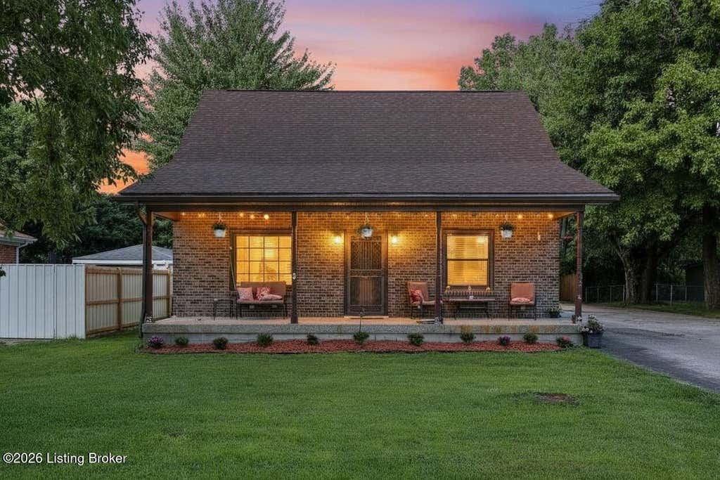 Photo of 3774 E Blue Lick Rd, Louisville, KY 40229 (MLS # 1723360)