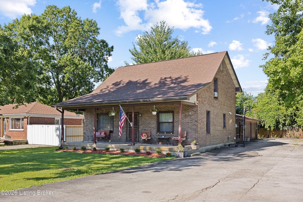 Photo of 3774 E Blue Lick Rd, Louisville, KY 40229 (MLS # 1723360)