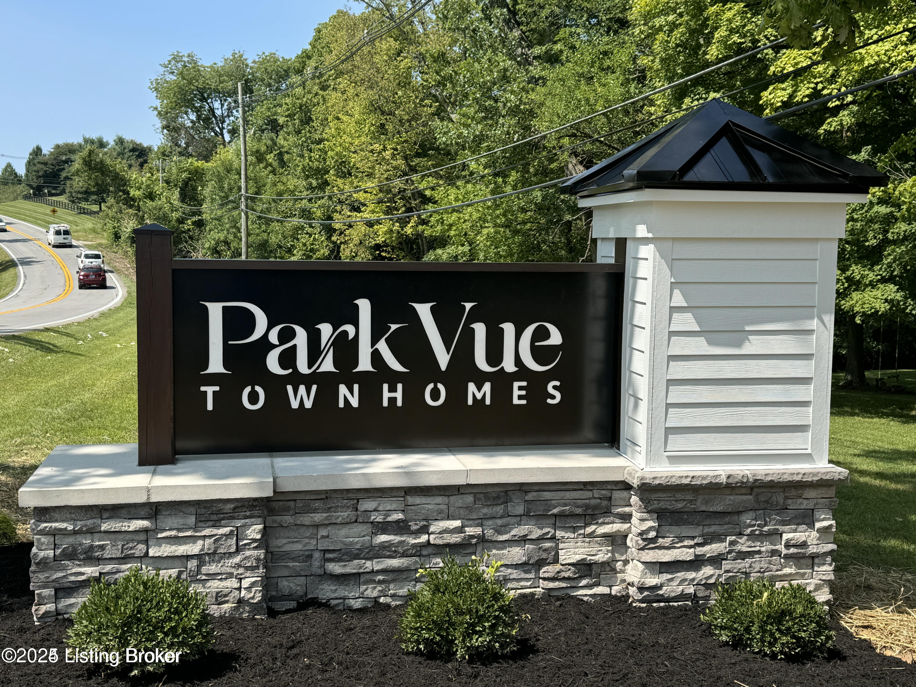 7104 Park Vue Dr, Crestwood, Kentucky image 4