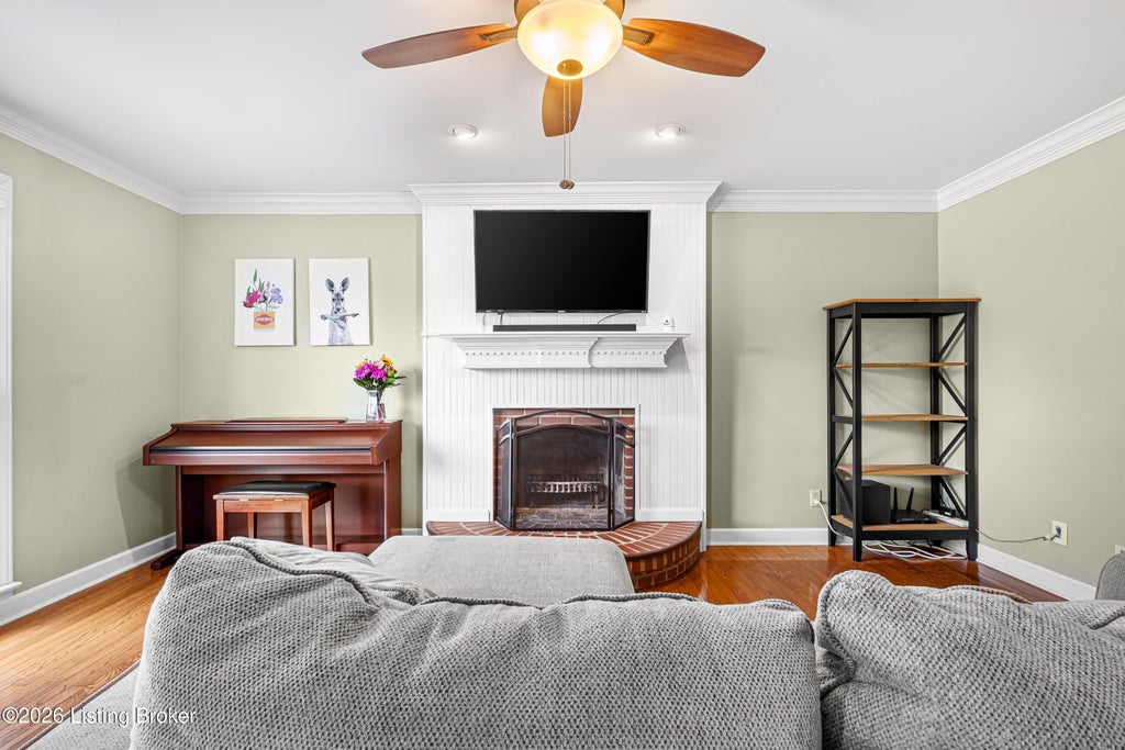 Photo of 3002 Stonebridge Rd, Louisville, KY 40241 (MLS # 1732414)