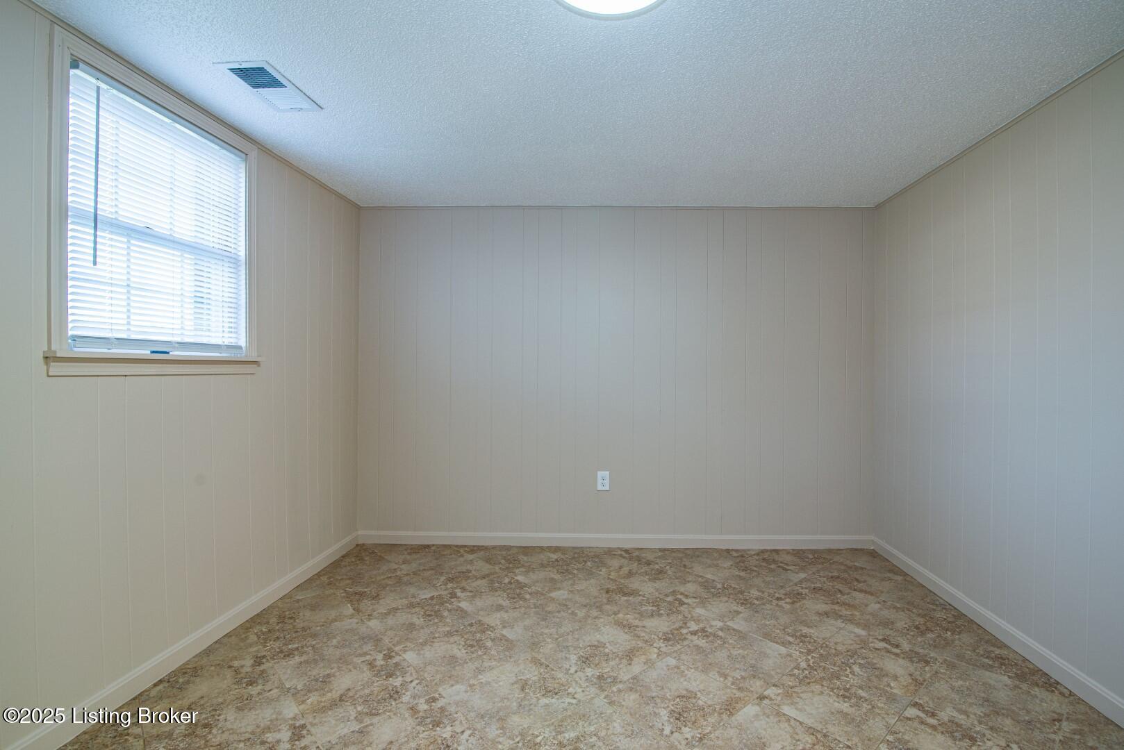 627 Mary Knoll Dr, Elizabethtown, Kentucky image 37