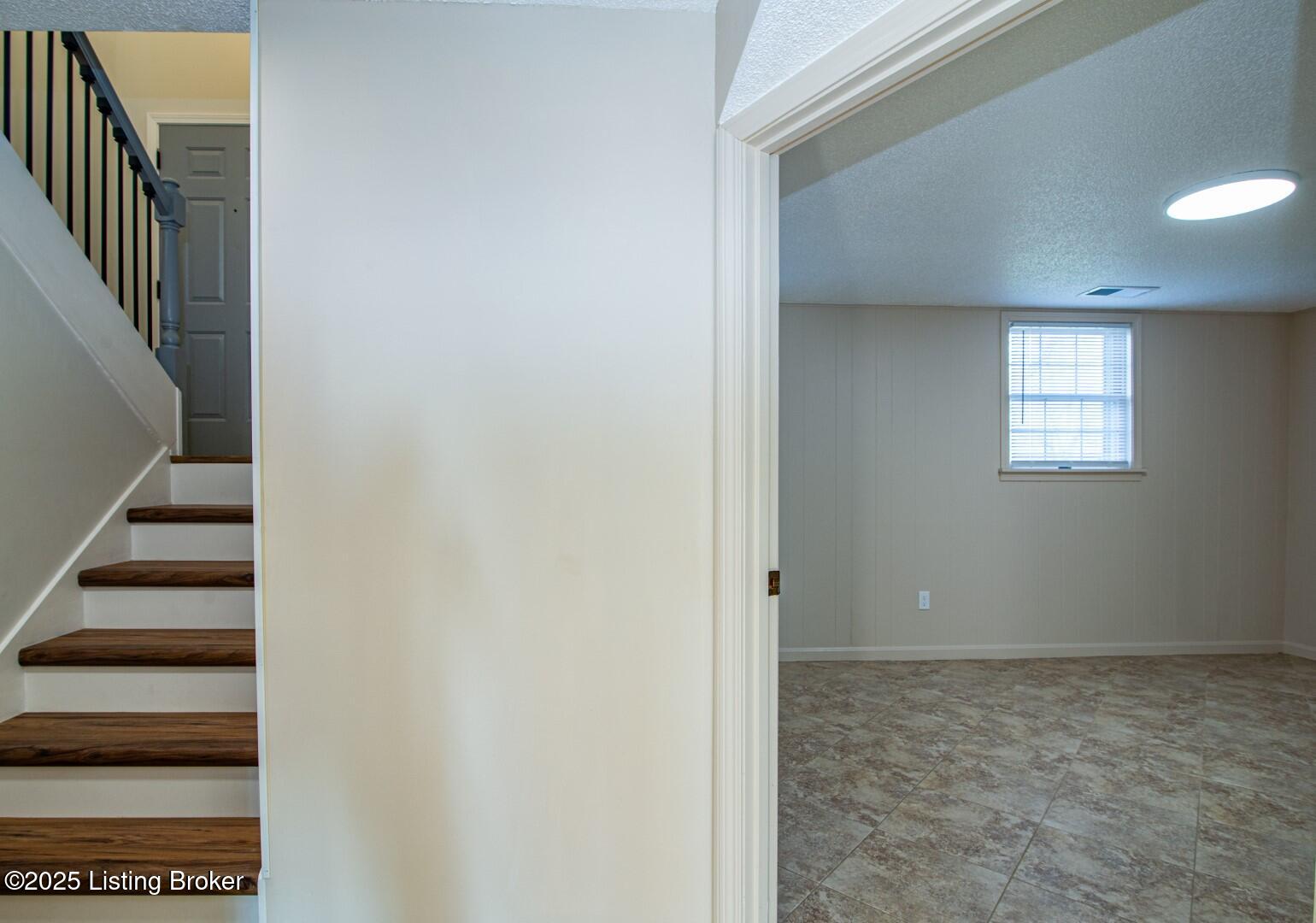 627 Mary Knoll Dr, Elizabethtown, Kentucky image 35