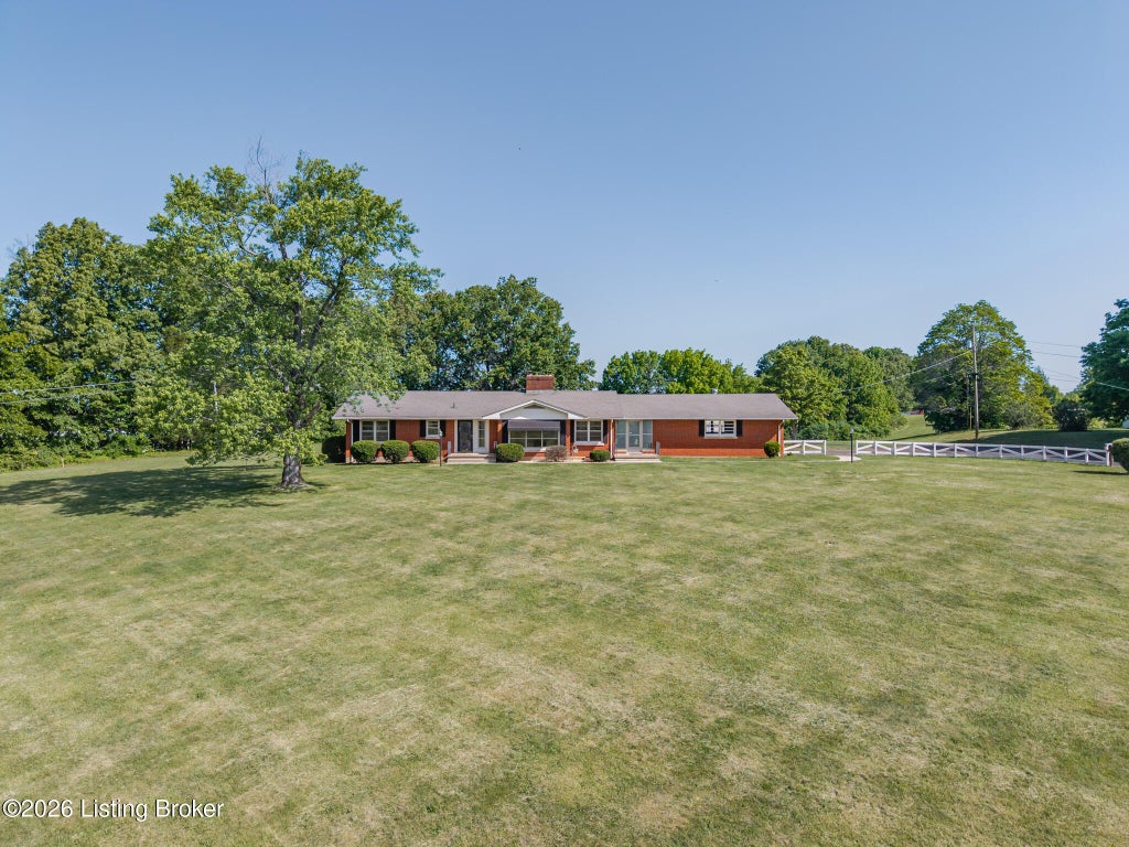 Photo of 759 Highland Ave, Vine Grove, KY 40175 (MLS # 1720970)
