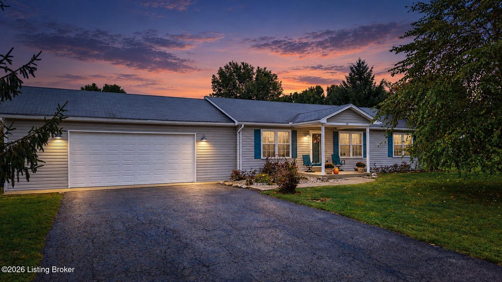 Photo of 60 Andrew Ct, Taylorsville, KY 40071 (MLS # 1732180)