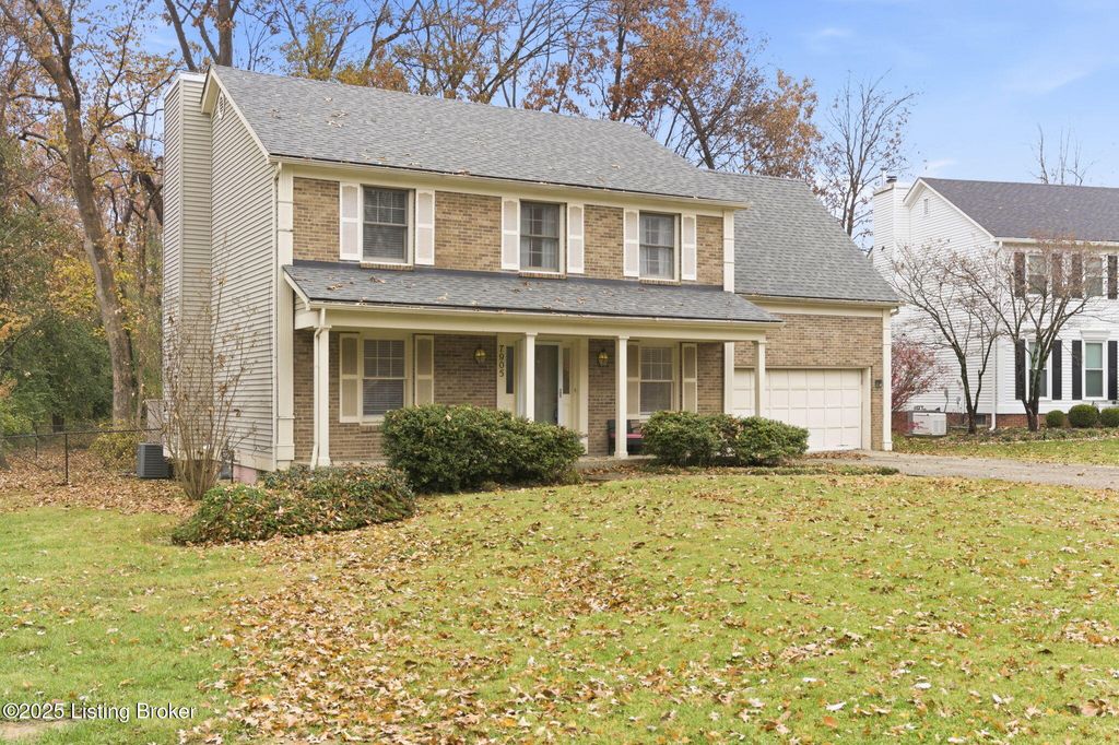 Photo of 7905 Deronia Ave, Louisville, KY 40222 (MLS # 1703894)