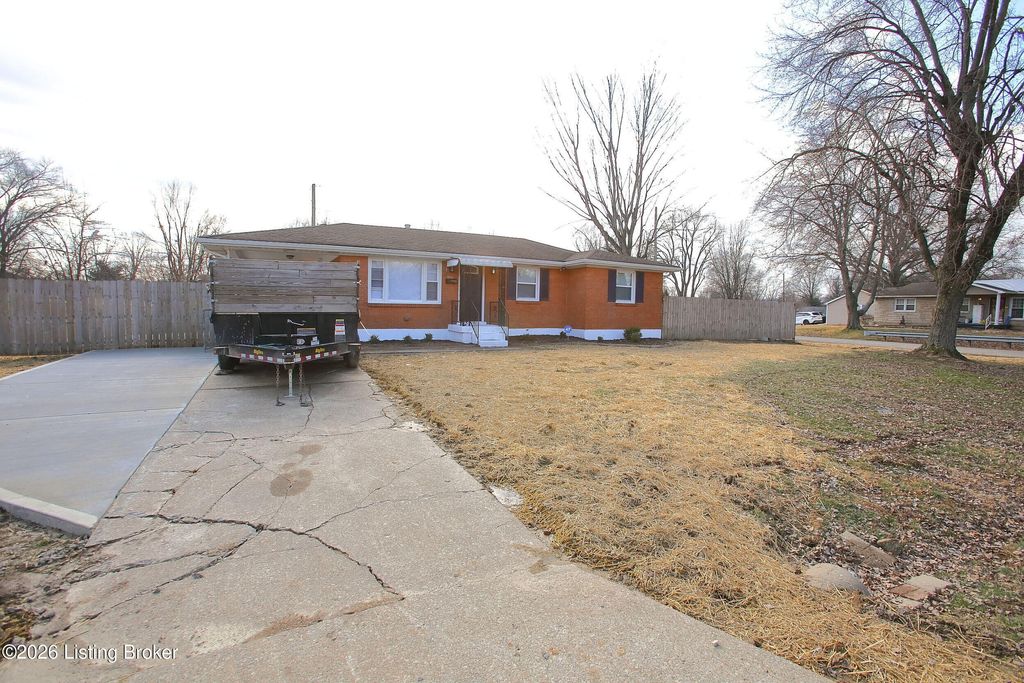 Photo of 5510 Maryman Rd, Louisville, KY 40258 (MLS # 1709558)