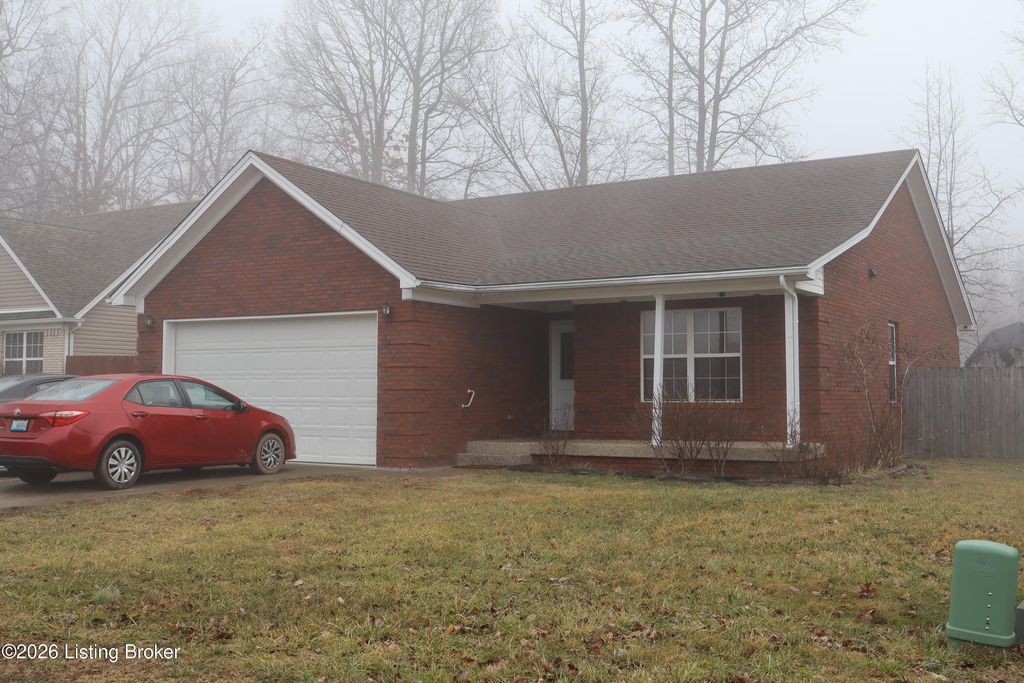 Photo of 525 Shady Glen Cir, Shepherdsville, KY 40165 (MLS # 1709160)