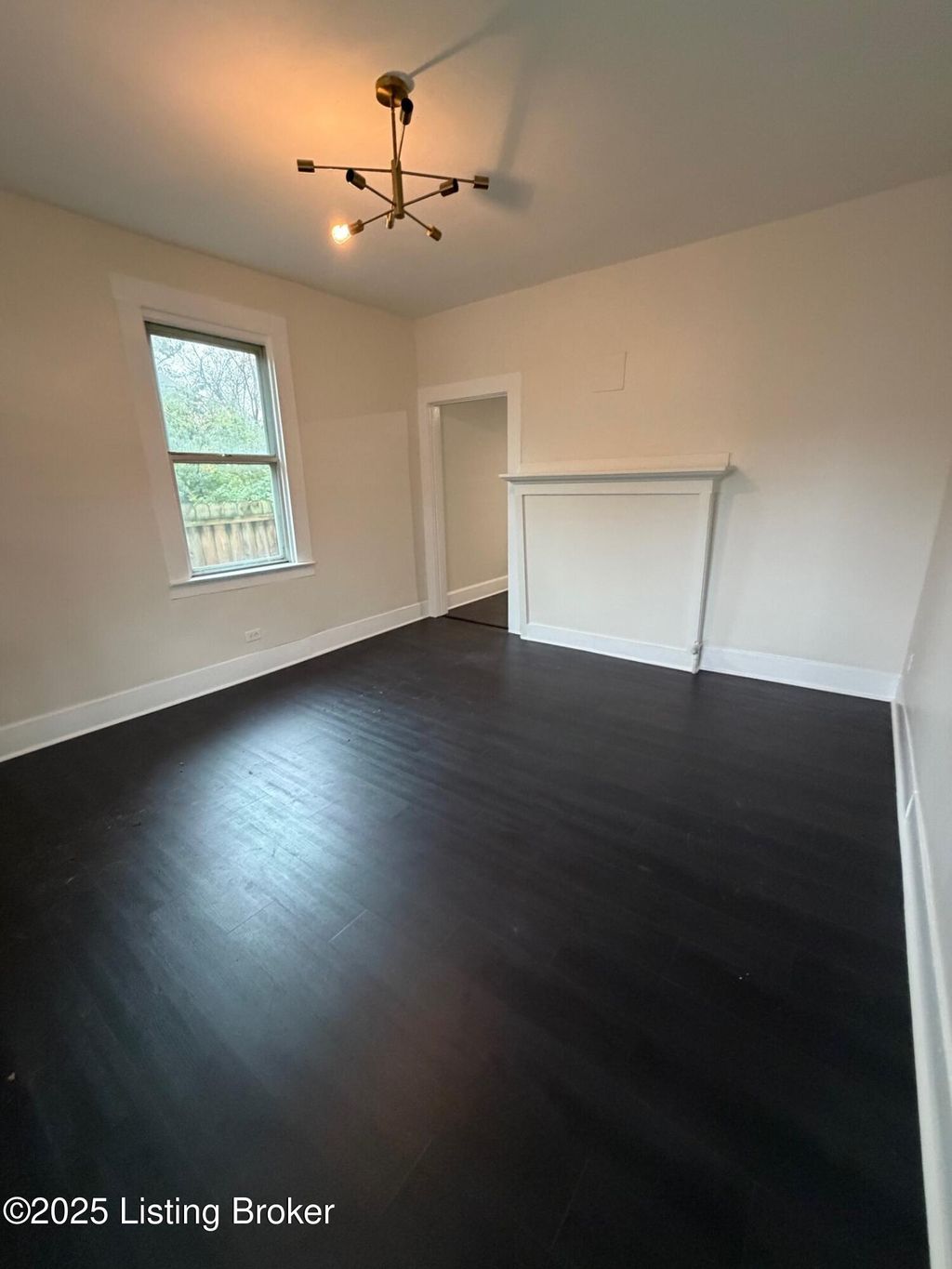 Photo of 1458 S Hancock St, Louisville, KY 40217 (MLS # 1703998)